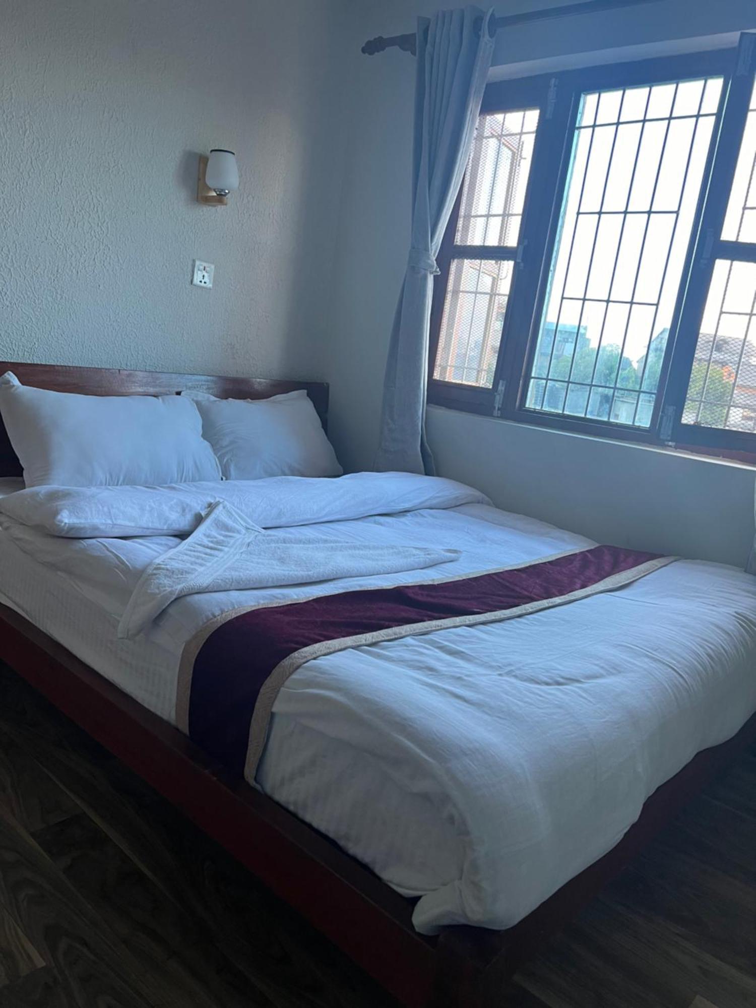Bandipur Samira Homestay & Mountain View Restaurant Extérieur photo